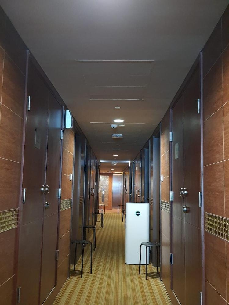 Hotel Ramada Grand