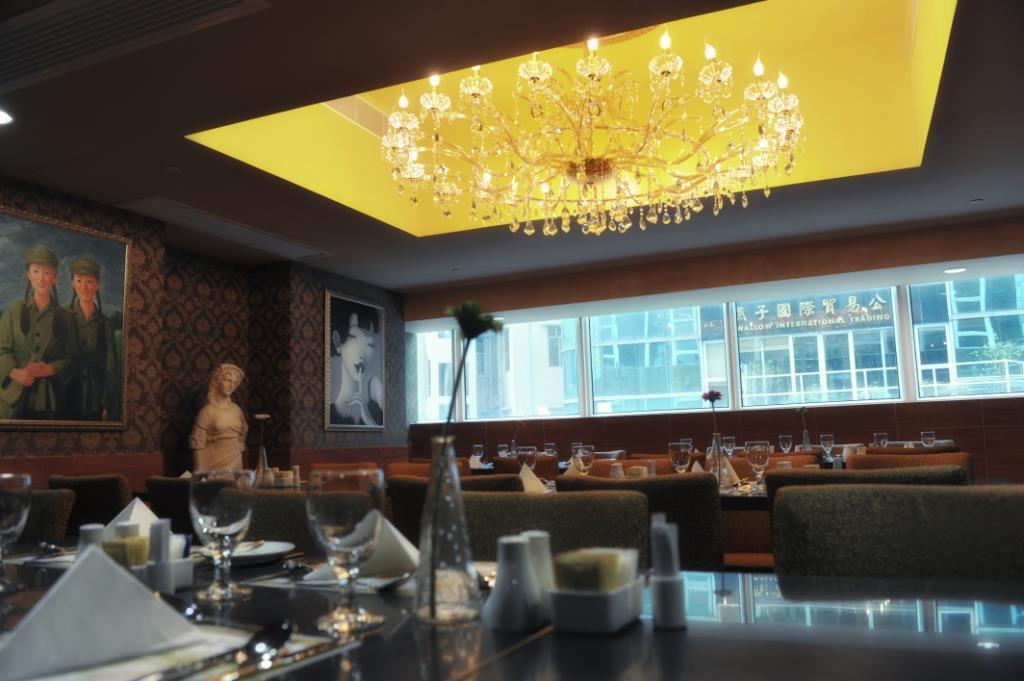 Ramada Grand Hotel