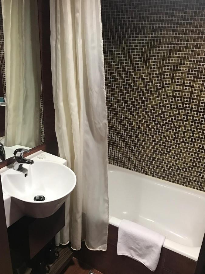 华美达华丽酒店 酒店